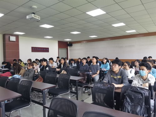 計(jì)算機(jī)學(xué)院第50期黨課培訓(xùn) 以科技力量強(qiáng)化黨性修養(yǎng)與專(zhuān)業(yè)技能